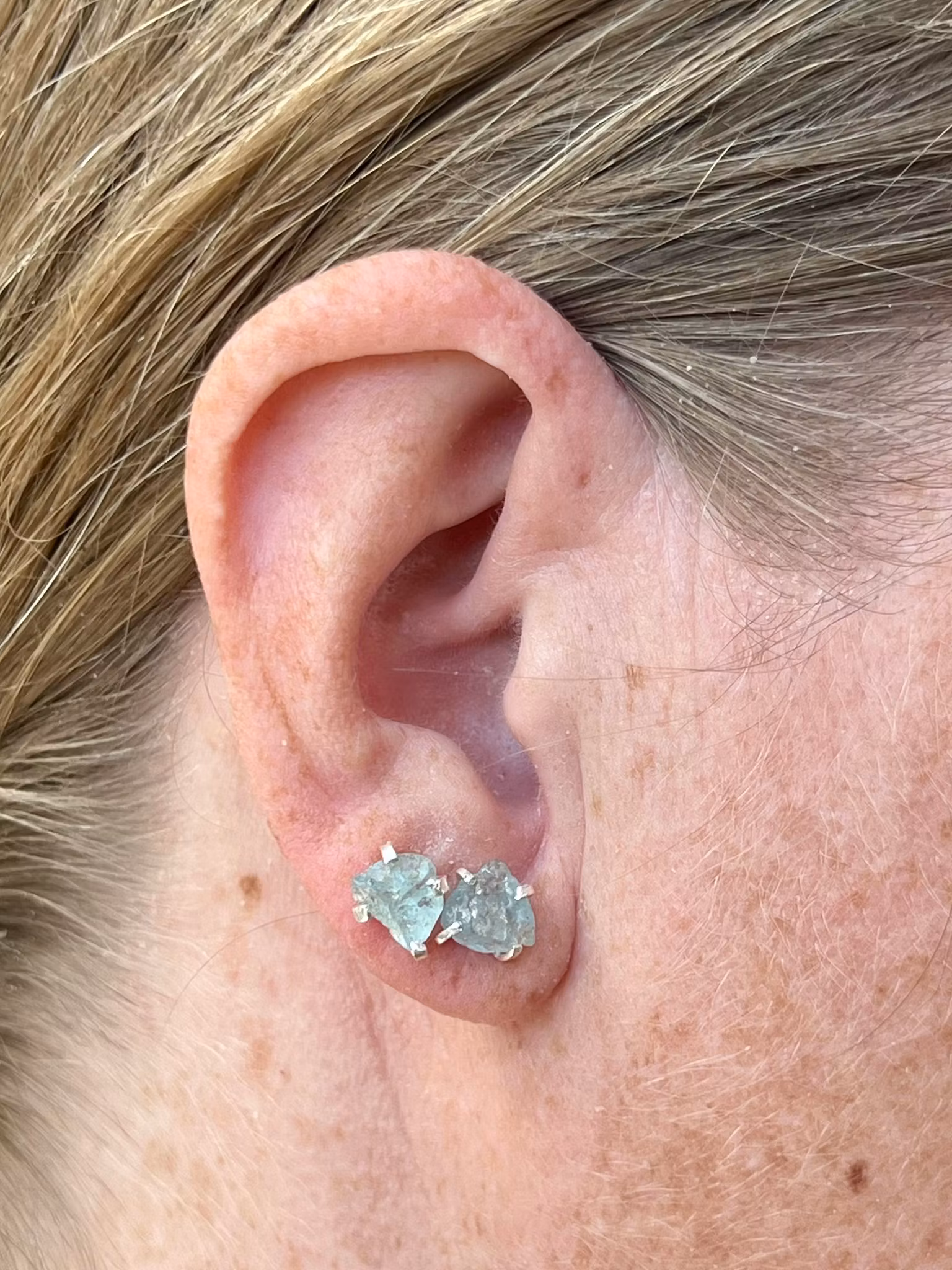 AKVAMARIN CLAWSTUDS I 925 SILVER