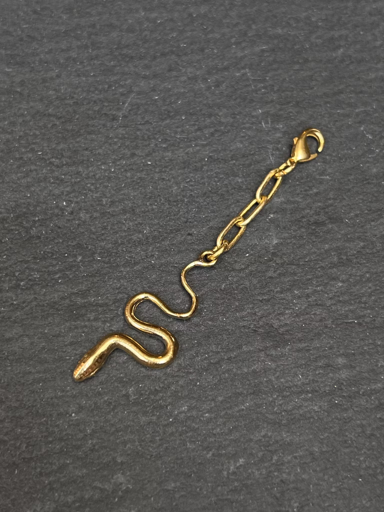 ELEMENTS HÄNGEN I KEDJA MED KARBINHAKE TILL KEDJAN