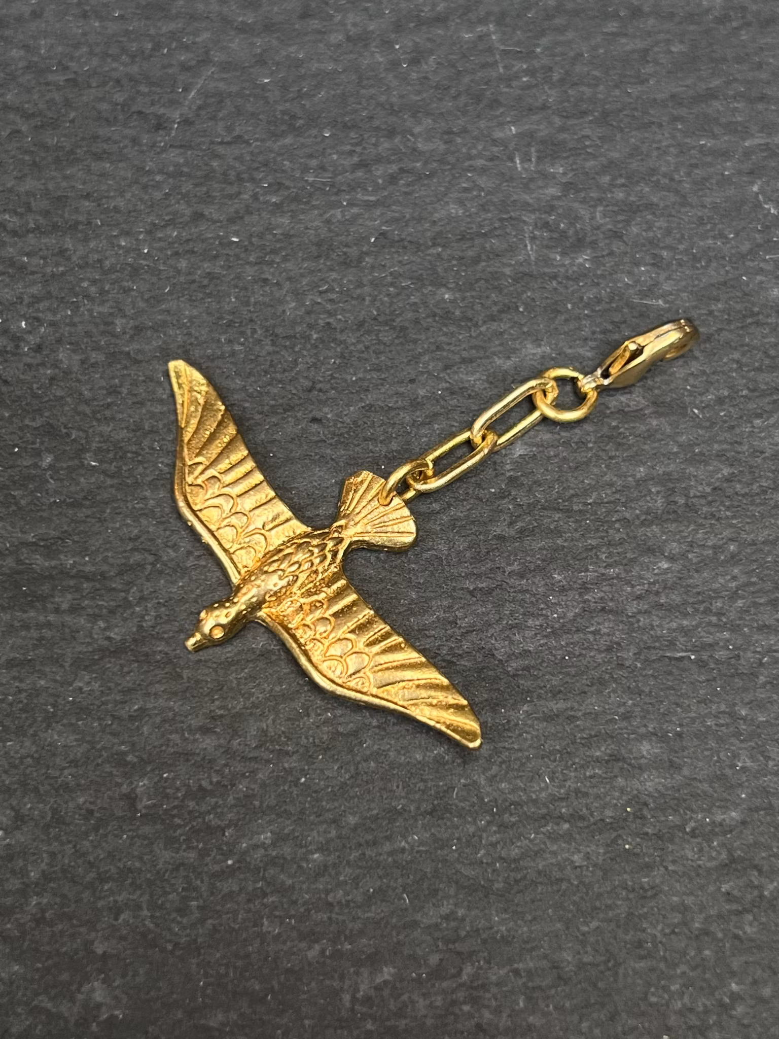 ELEMENTS HÄNGEN I KEDJA MED KARBINHAKE TILL KEDJAN