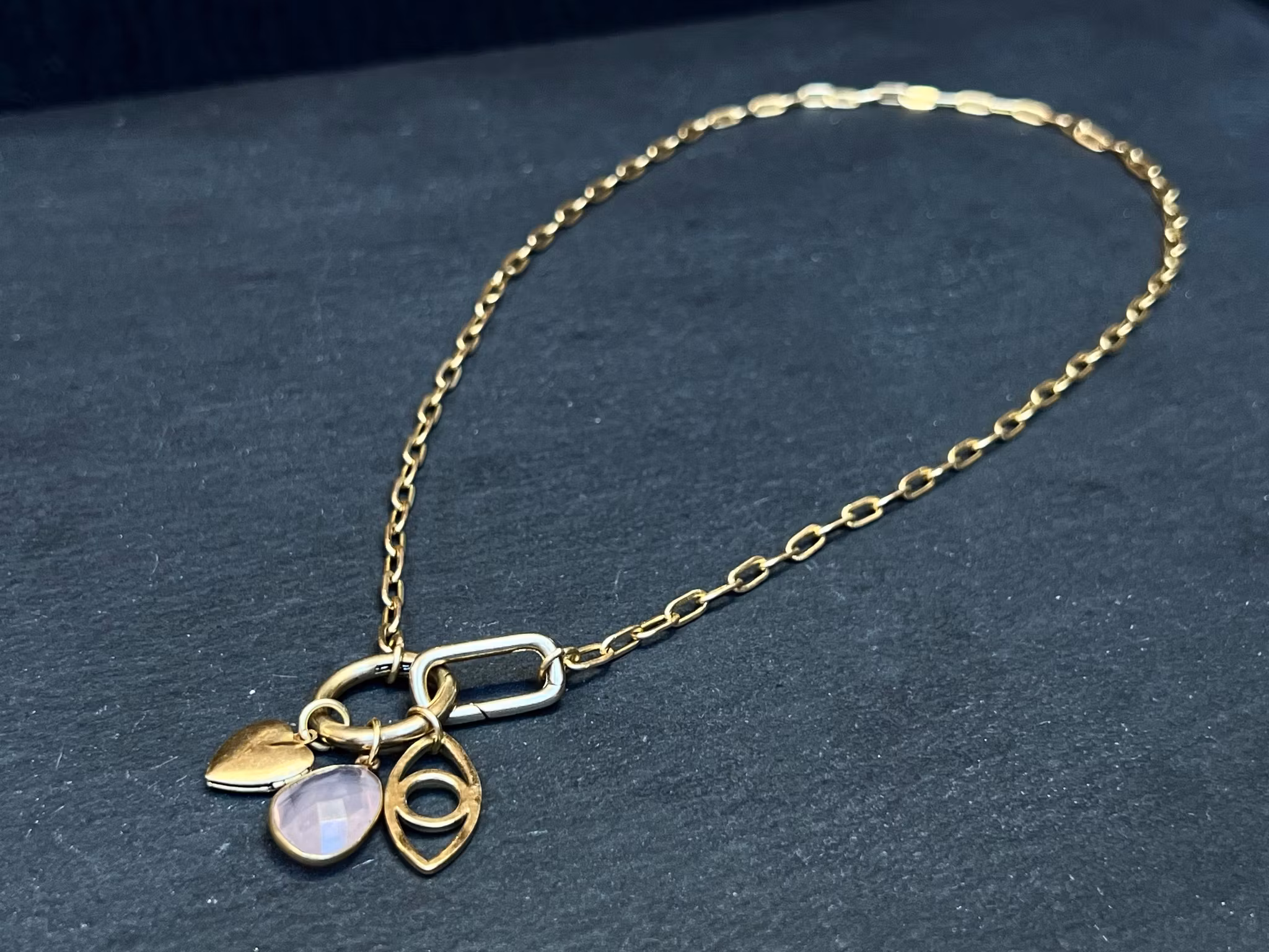 ELEMENTS HALSBAND KÄRLEK