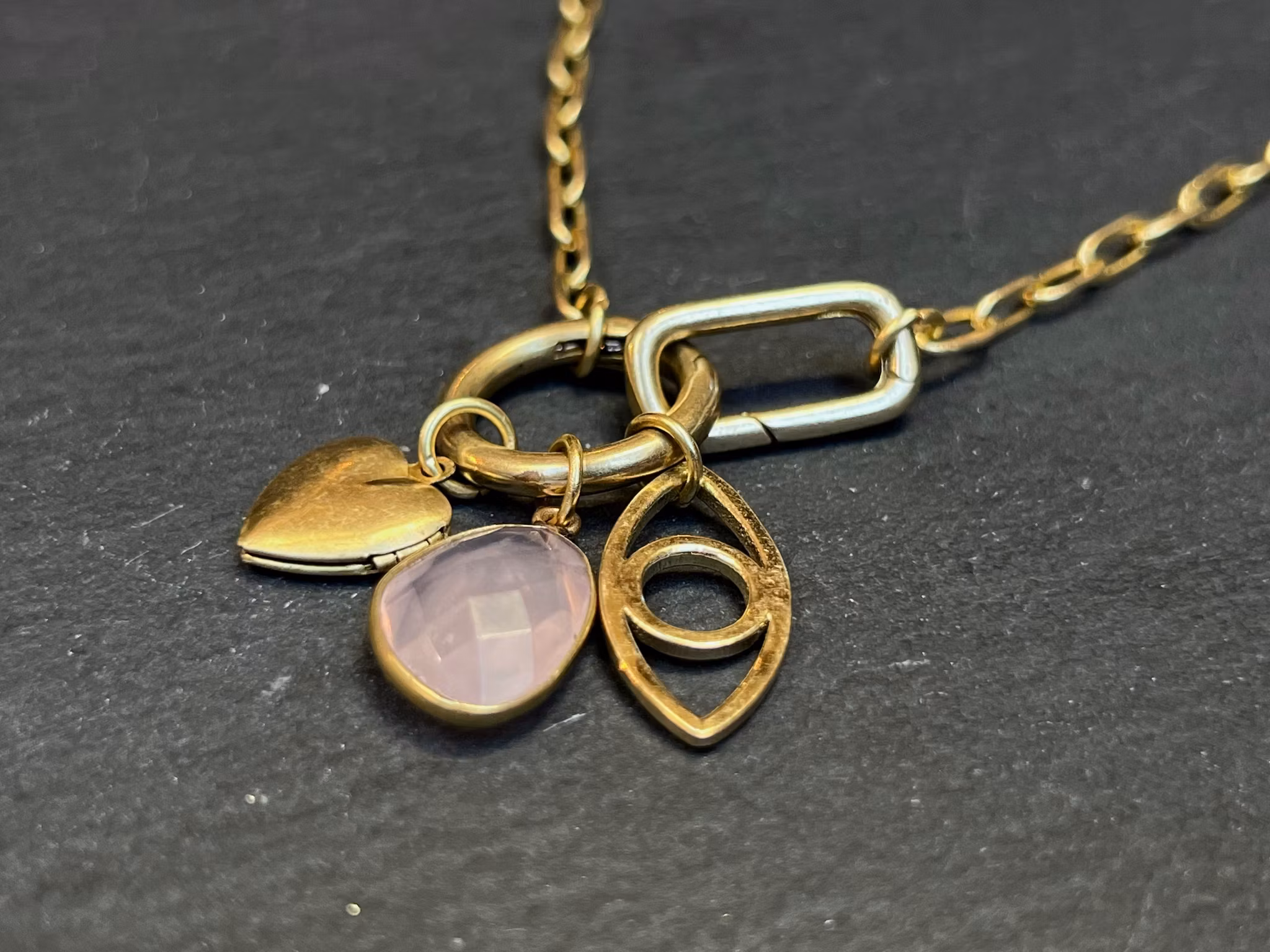 ELEMENTS HALSBAND KÄRLEK