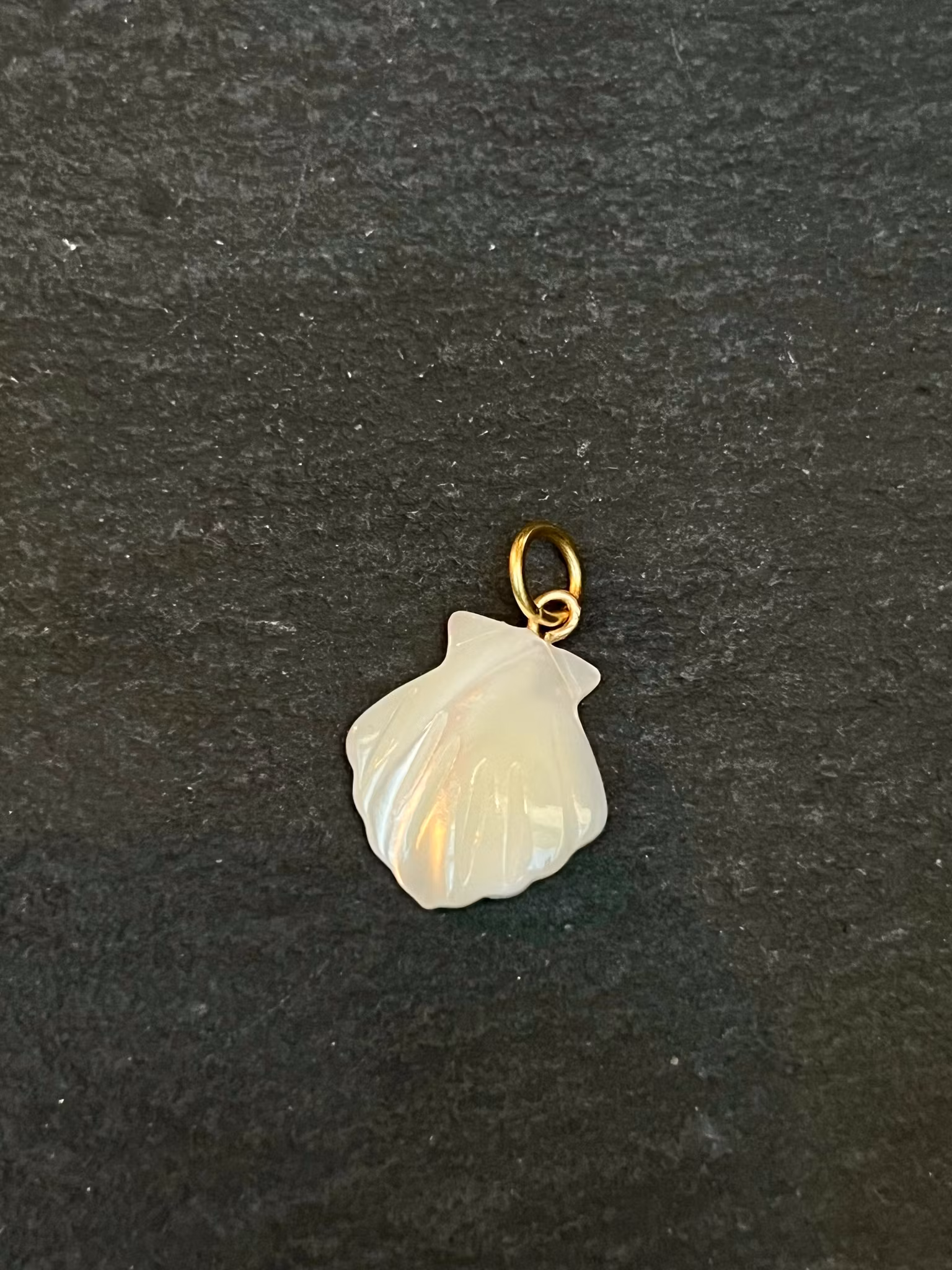 ELEMENTS ARMBAND MED 1 VALFRITT HÄNGE