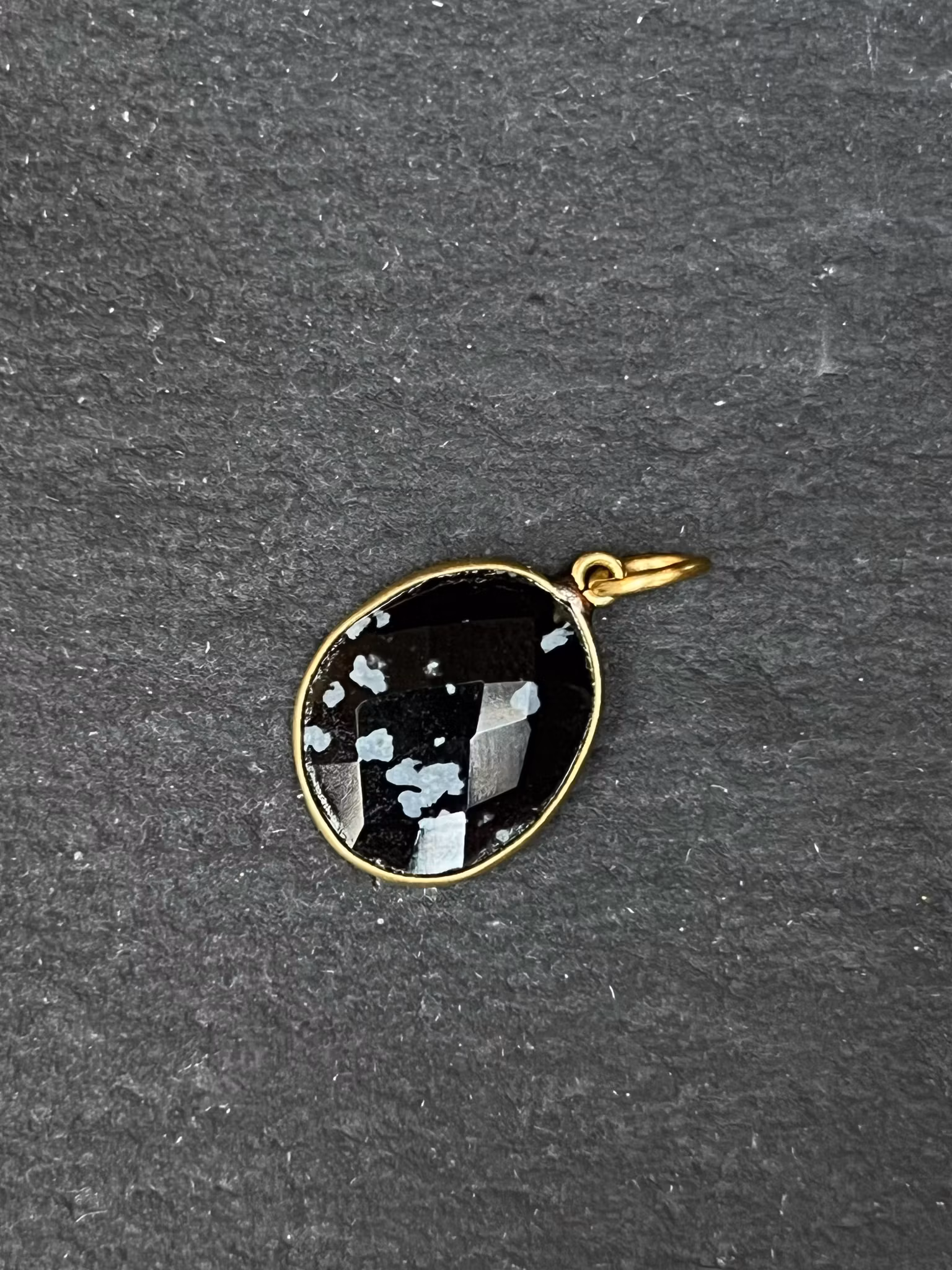 ELEMENTS ARMBAND MED 1 VALFRITT HÄNGE