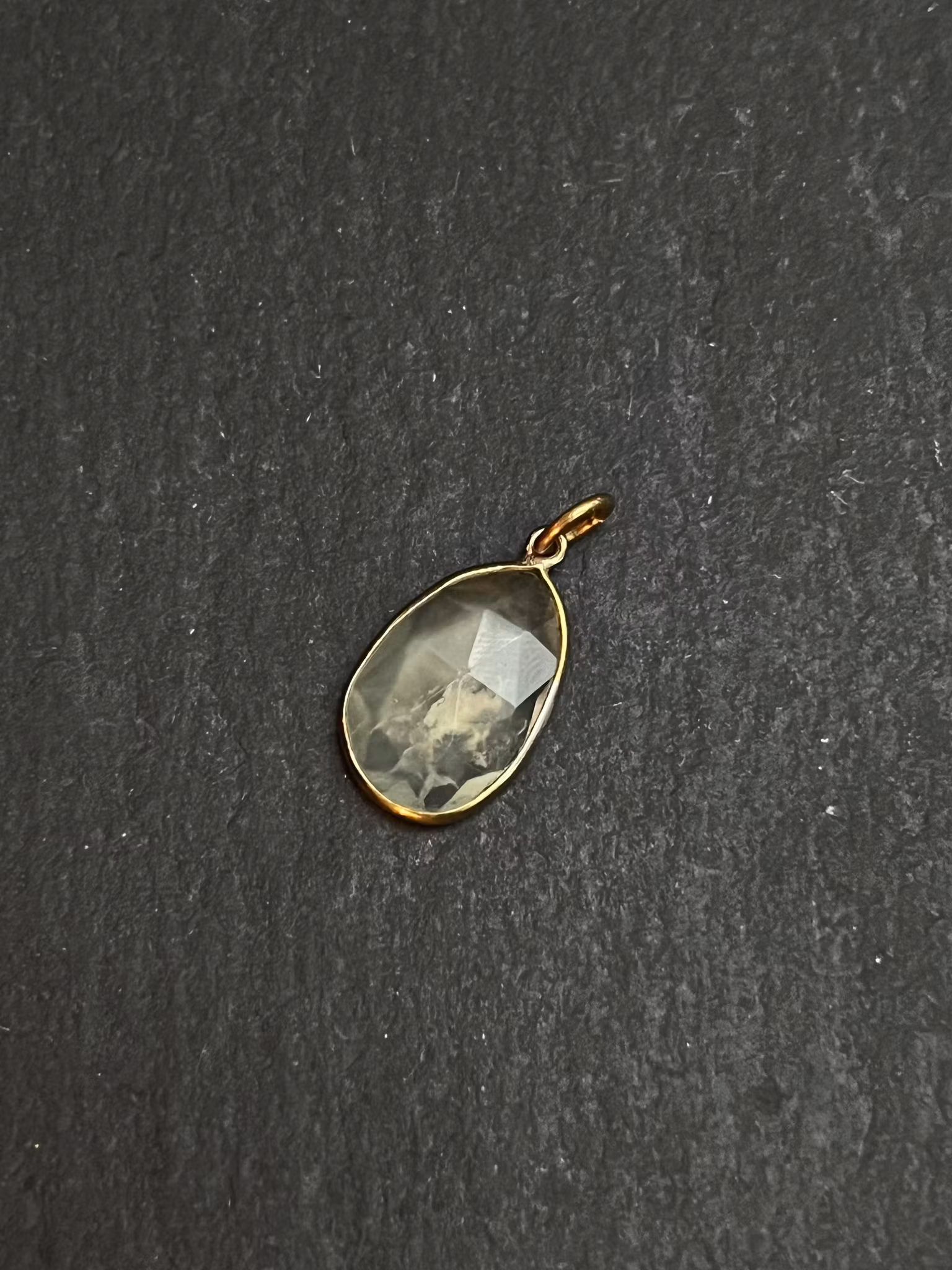 ELEMENTS HALSBAND MED 1 VALFRITT HÄNGE