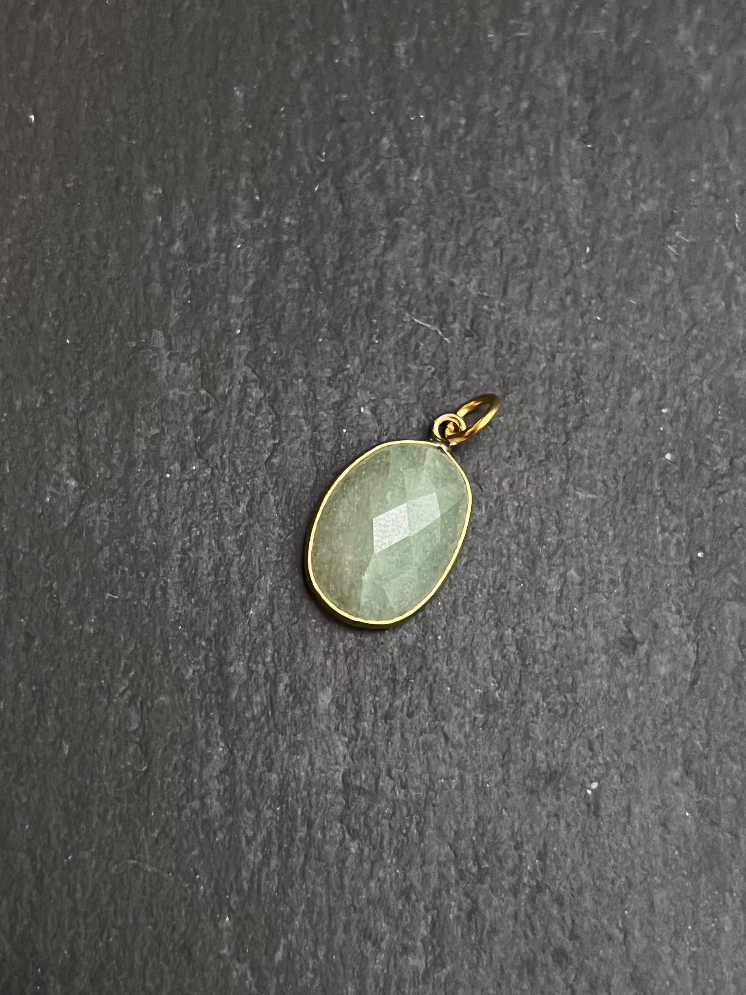 ELEMENTS HALSBAND MED 1 VALFRITT HÄNGE