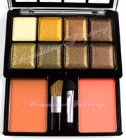Mini palett med blush - 8 färger - Nr 2
