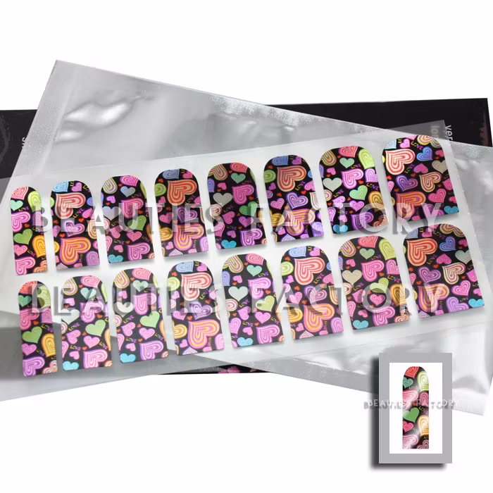 Självhäftande nagelfolie i ark - Rainbow Heart Chrome