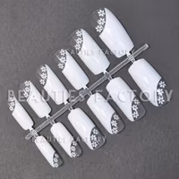 12st Design Lösnaglar - White Flowers