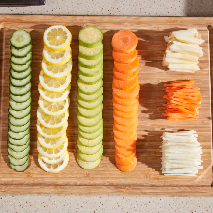 Adjustable vegetable cutter