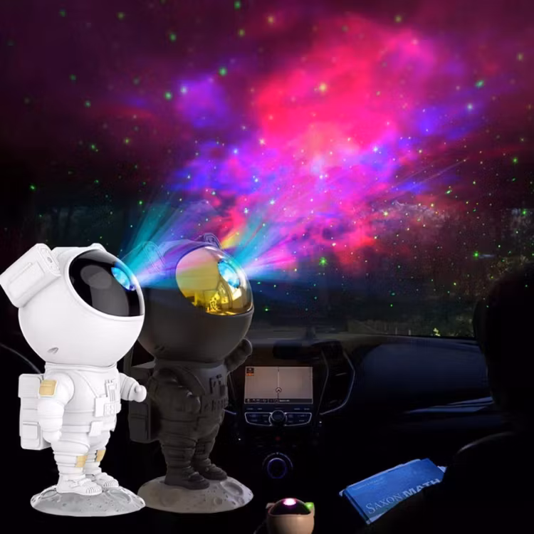 Astronaut Star Projector - Multi-colour night lamp