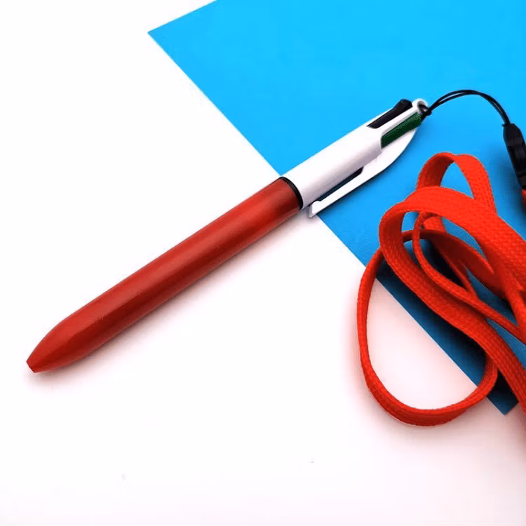 4-färgs Kulspetspenna med Klickfunktion – Smidig & Multifunktionell