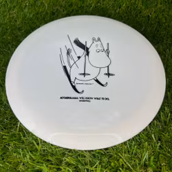K1 Malm Moomintroll Skiing