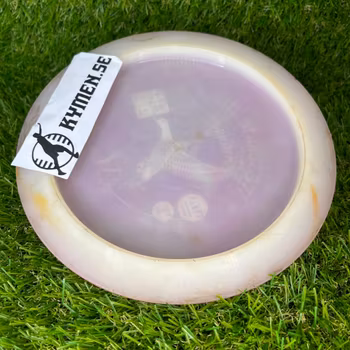 VIP World #1 (Begagnad)