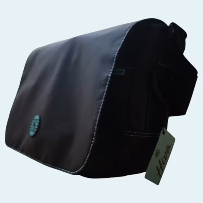 Hiva Messenger bag