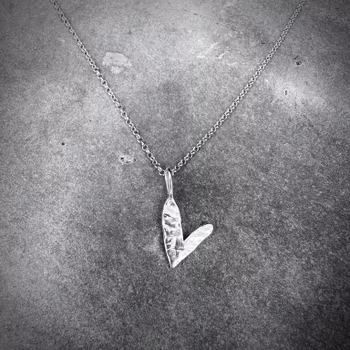 Silverhalsband Charming Heart