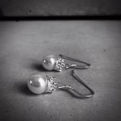 Silverörhängen Crown Pearl