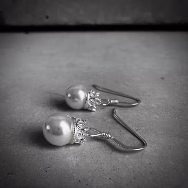 Silverörhängen Crown Pearl