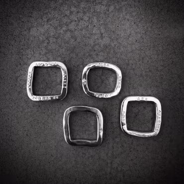 Silverring Words/Fyrkant