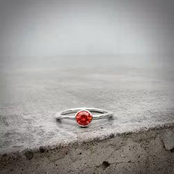 Silverring Red Beauty