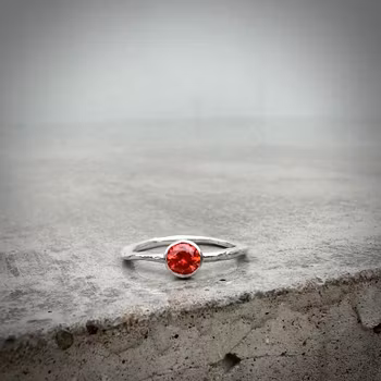 Silverring Red Beauty