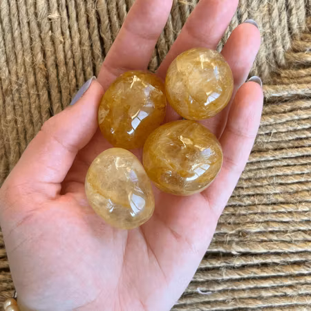 Cuddle stone Golden Healer