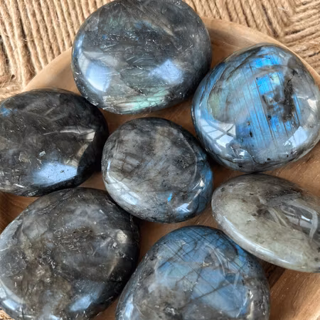 Touchstone Labradorit