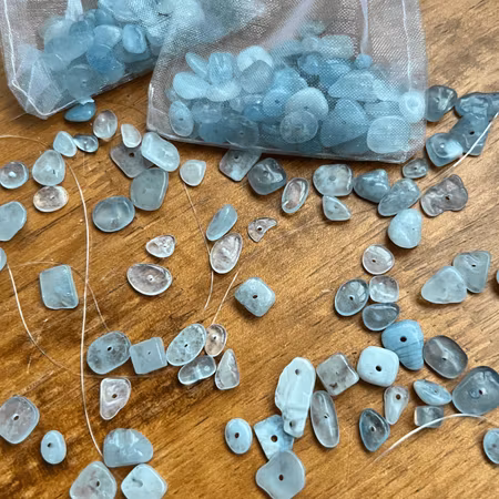 DIY Chipsarmband Akvamarin
