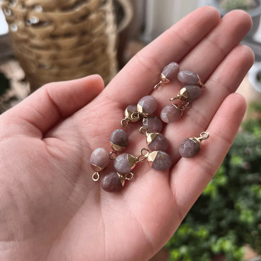 Berlock Jordgubbskvarts (ojämnt fäste)