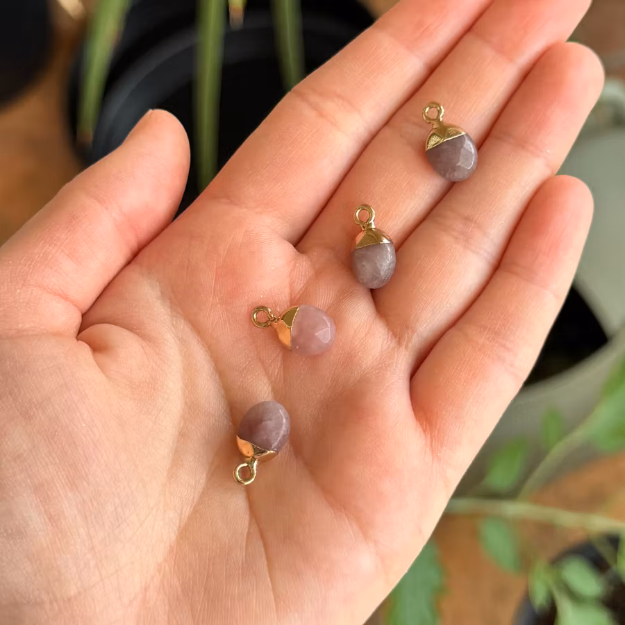 Berlock Jordgubbskvarts (ojämnt fäste)