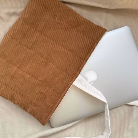 Handsytt Datorfodral - Brun manchester