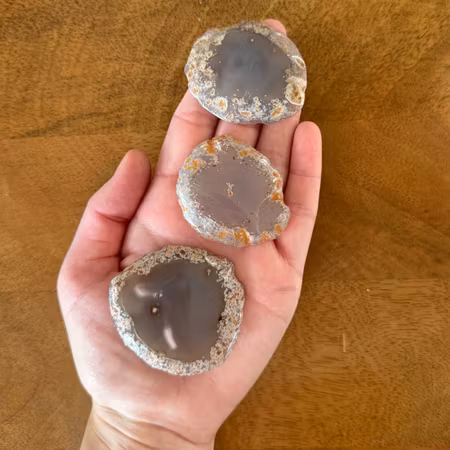 Skiva agat, Liten (ojämnheter)