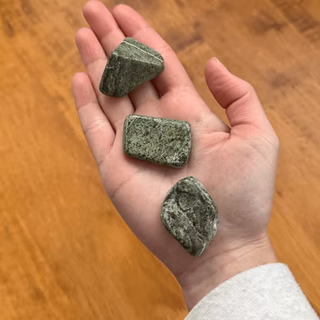 Trumlad Krysotil i serpentin (udda form)