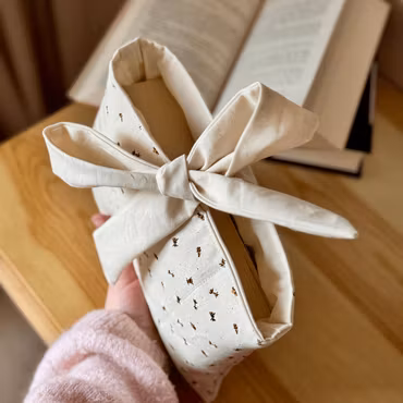 Handsydd Book Sleeve - Humlor