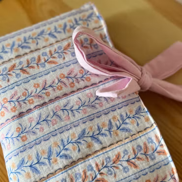 Handsydd Book Sleeve - Flora rand