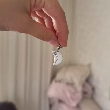 Hänge måne Howlit (avvikande form)