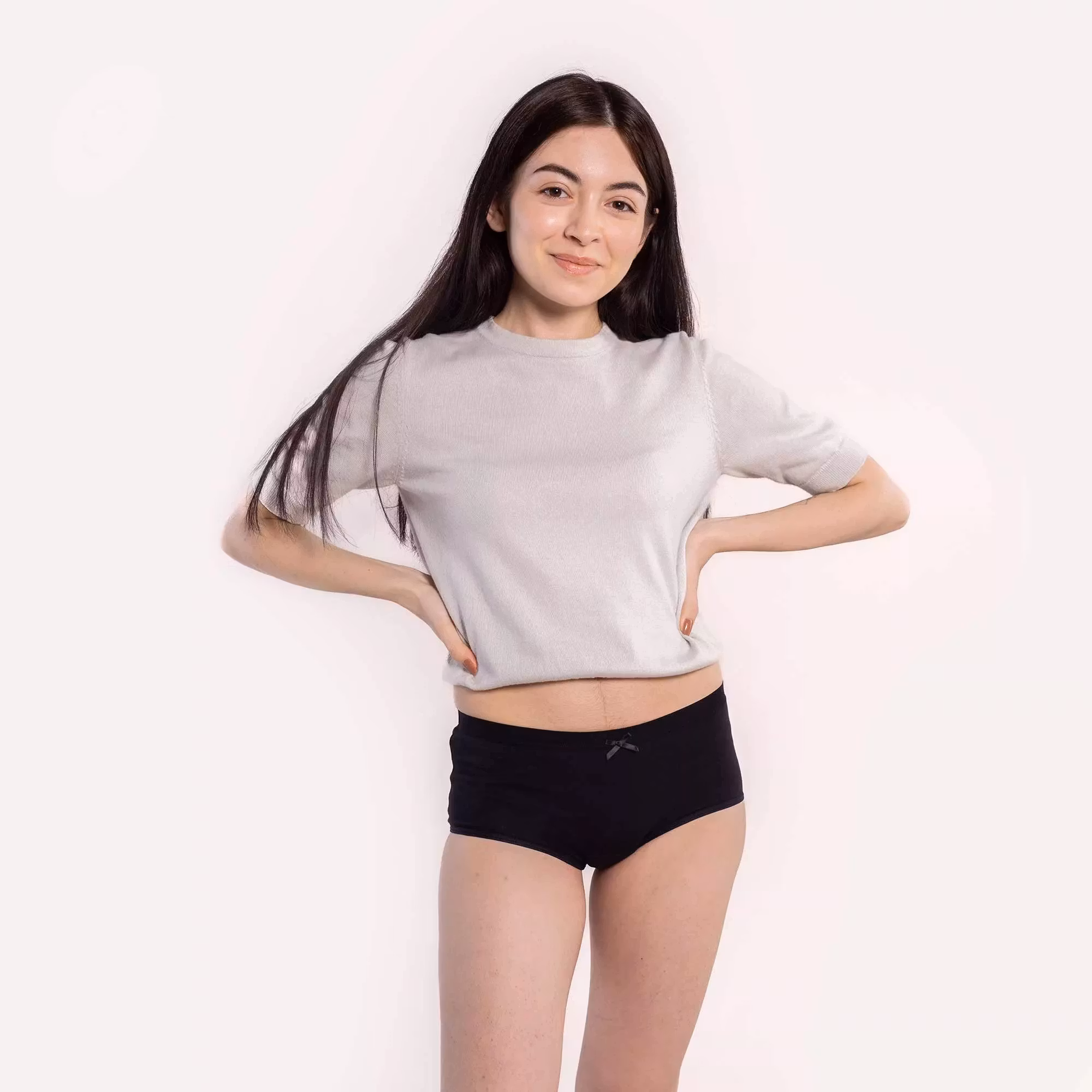 Teens menstrosor Panty Hipster. Light/medium absorption. Svart & blå.