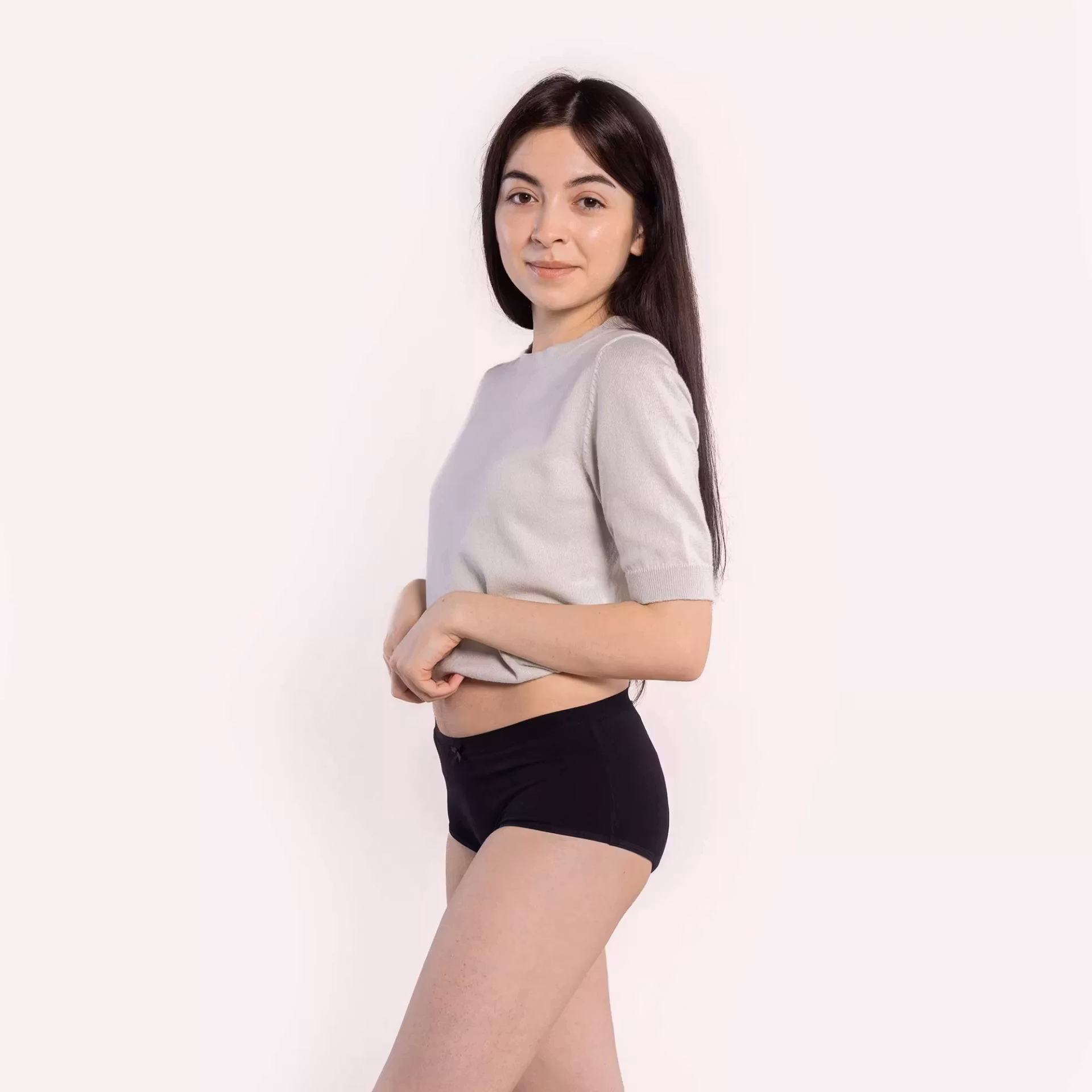 Teens menstrosor Panty Hipster. Light/medium absorption. Svart & blå.