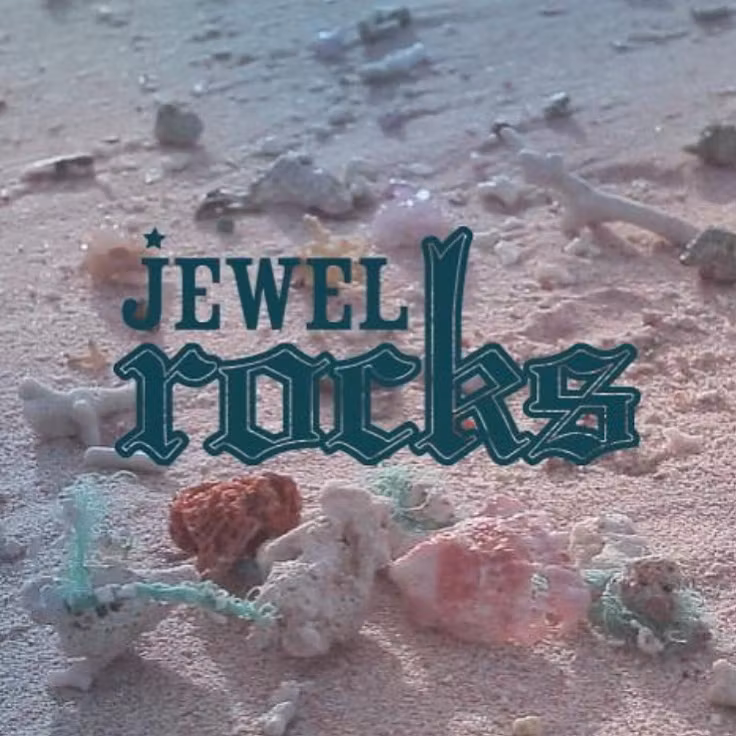 Armbånd (perlemor med ender) fra Jewel Rocks