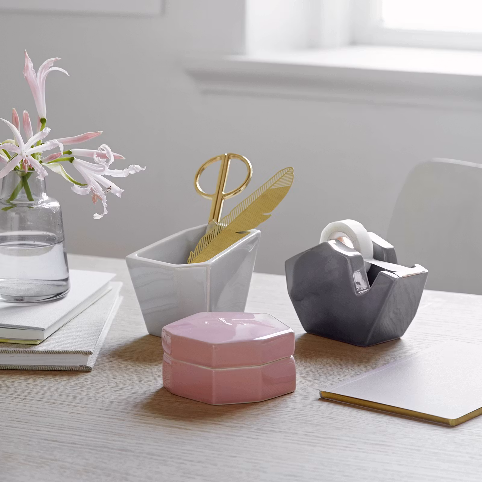 KÄHLER OFFICINA teipbeholder - Når design er på sitt beste!