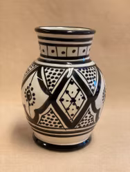 Urna 15cm Svartvit