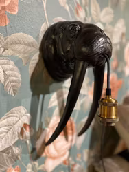 Vägglampa Valross