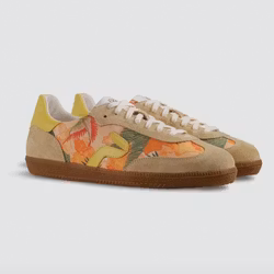 Sneakers - Sahara Café
