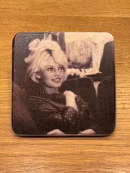 Marmorunderlägg Brigitte Bardot