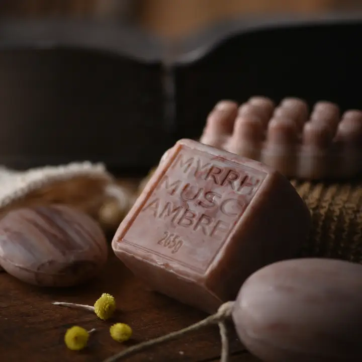 Tvålkub Myrra, Mysk och Amber 260 g