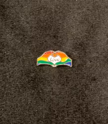 Pin Pride Love