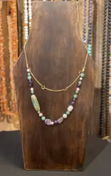 Halsband med Ametist, Rosenkvarts, Aventurin