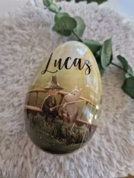 Påskägg i plåt med  Snusmumrik & Mumin fiskar och ett valfritt namn