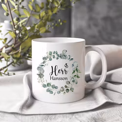 Mugg Brudpar med efternamn i eucalyptuskrans
