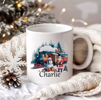 Mugg Jul på tågstation med valfritt namn