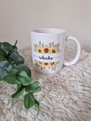 Mugg med solrosor och namn